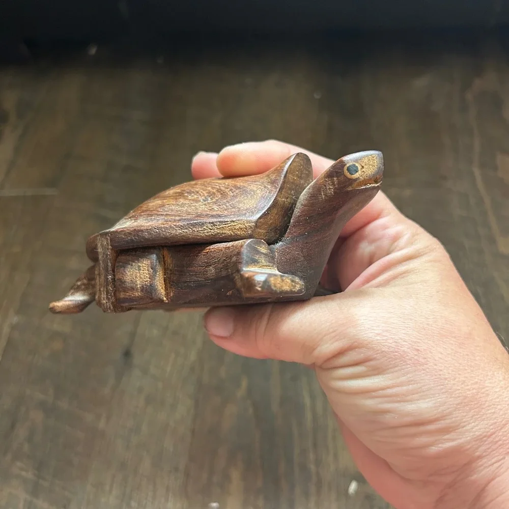 Doug Scott Hand Carved Wooden Turtle Trinket Box Hinged Lid Folk Art Figure